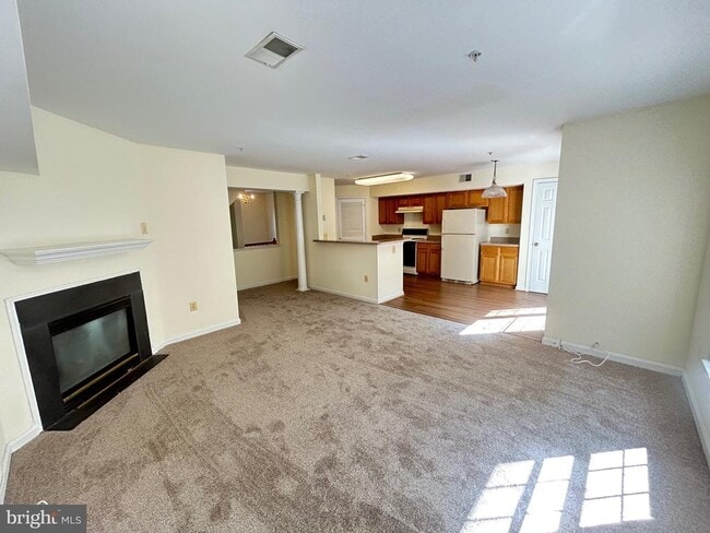 Building Photo - 1505 Post Oak Dr