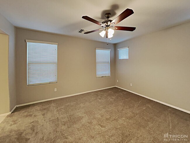 Building Photo - 2515 N 73rd Dr