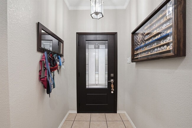 Building Photo - 7258 Summit Parc Dr