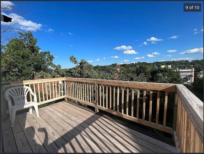 Building Photo - 11 Avon Pl