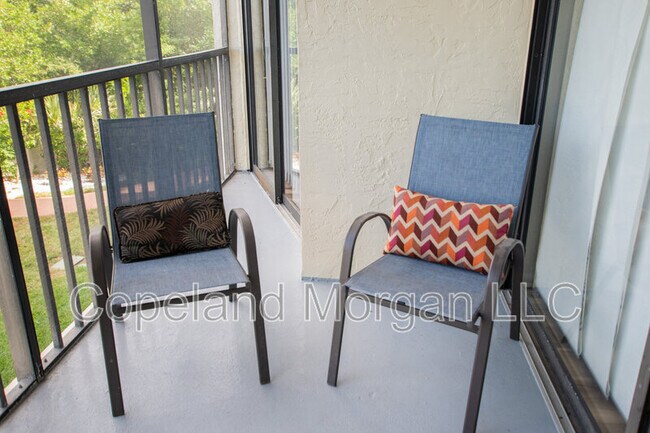 Building Photo - 1000 Cove Cay Dr