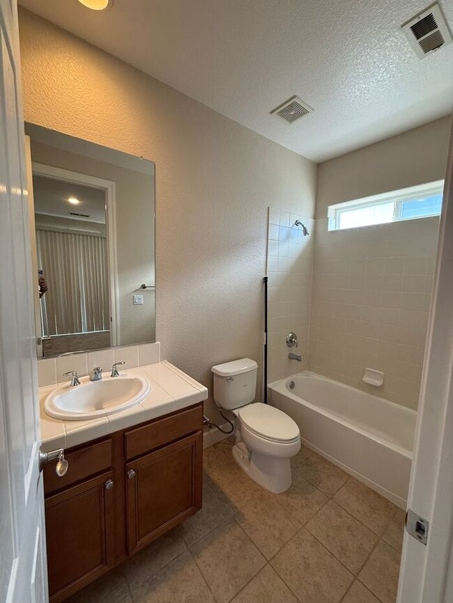 Building Photo - South Reno 4 Bed 4.5 Bath Home W/ Casita