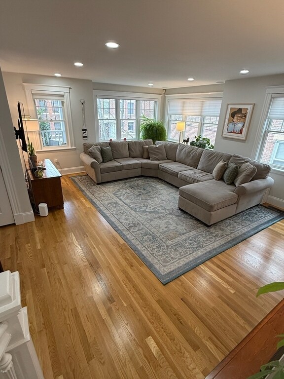 Building Photo - 117 Sutherland Rd