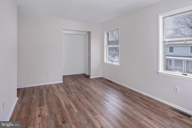 Building Photo - 191 Jonathon Dayton Ct