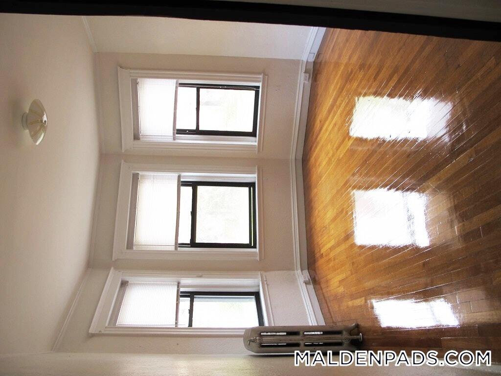 Building Photo - 17-19 Washington St.