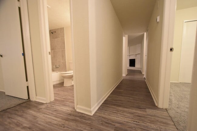 Building Photo - 24215 Beef Canyon Dr