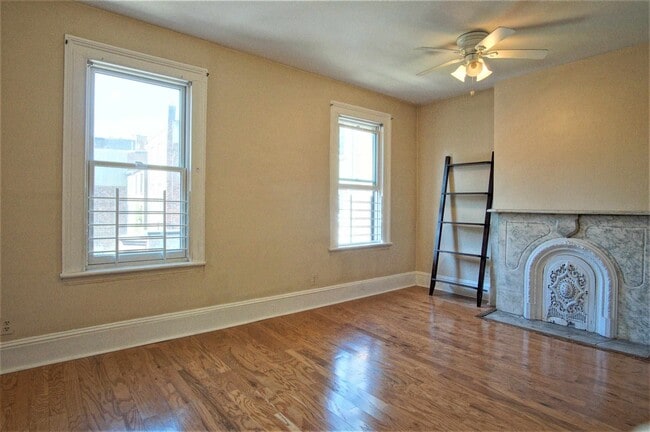 Building Photo - 255 4th St