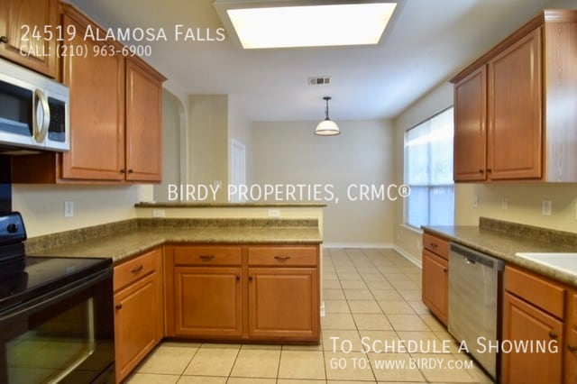 Building Photo - 24519 Alamosa Falls