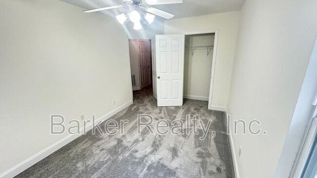 Building Photo - 11731-101 Mezzanine Dr