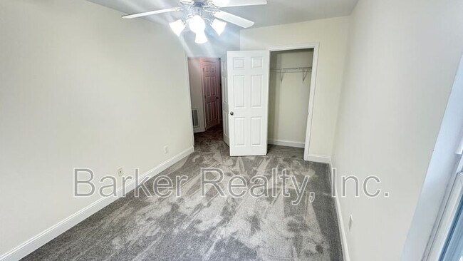 Building Photo - 11731 Mezzanine Dr