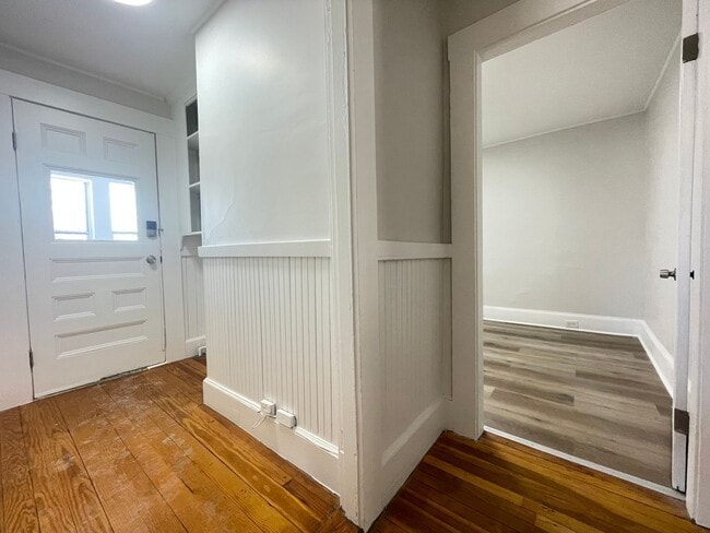 Building Photo - 193 W Mitchell St