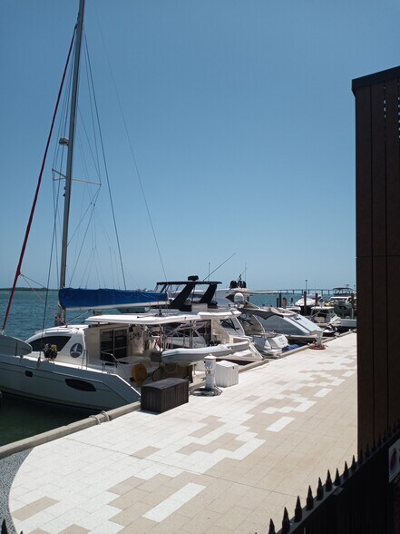 Building Photo - 901 Brickell Key Blvd