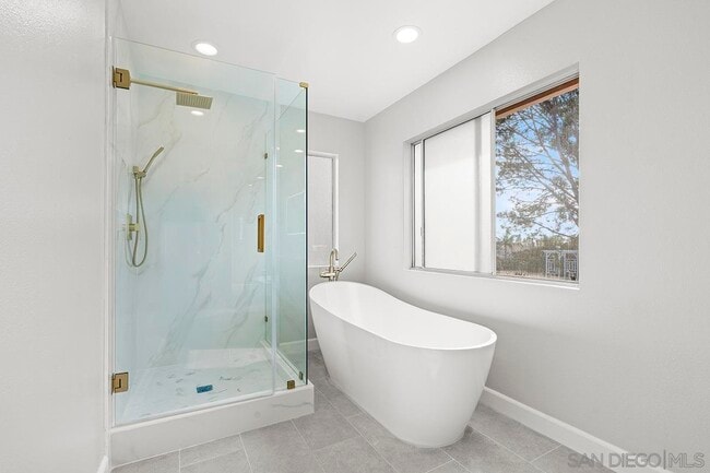 Building Photo - 4485 Sunset Bluffs Way