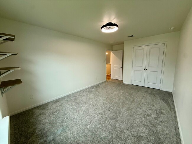 Building Photo - 11707 Eclipse Dr