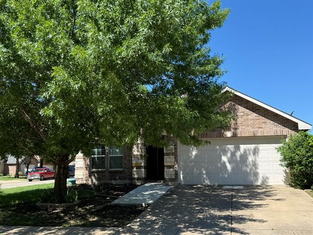 Primary Photo - 16901 Thorntree Ct