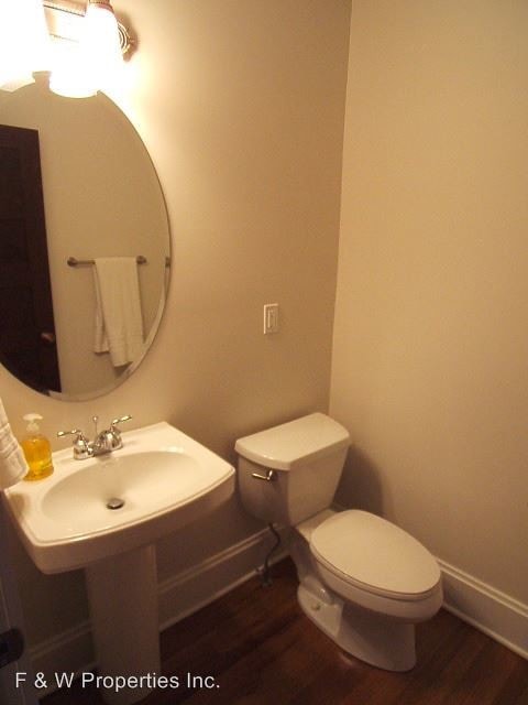 Building Photo - 1055-1057 Neil Ave