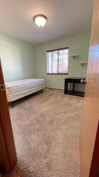 Primary Photo - 1740 NW Almond Loop