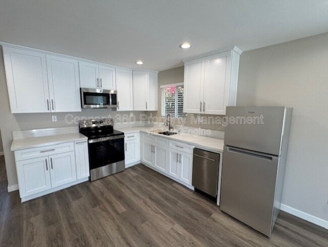 Building Photo - 254 Quincy Ave