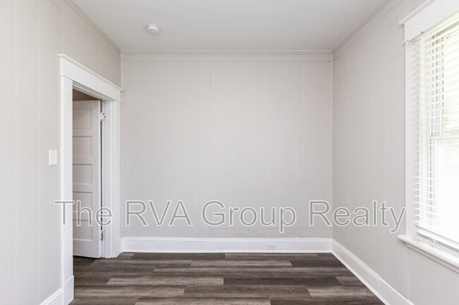 Building Photo - 5409 Blue Ridge Ave