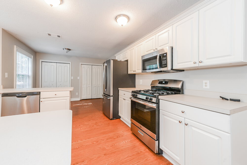 Building Photo - 21 Arbor Cove Dr