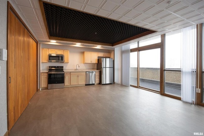 Building Photo - 509 9th St