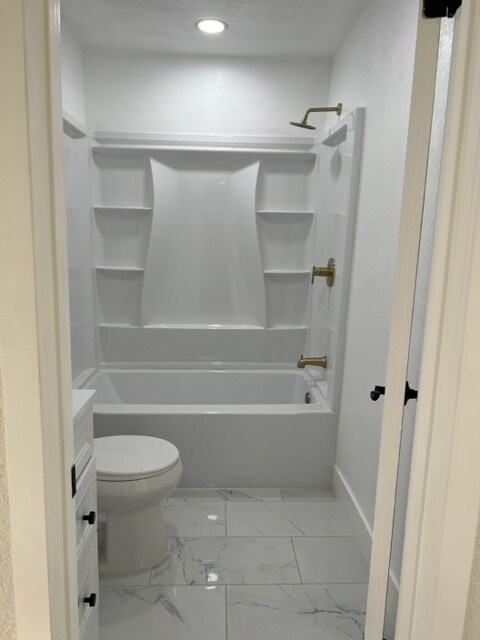 Building Photo - MPEJIMM UNIT 3