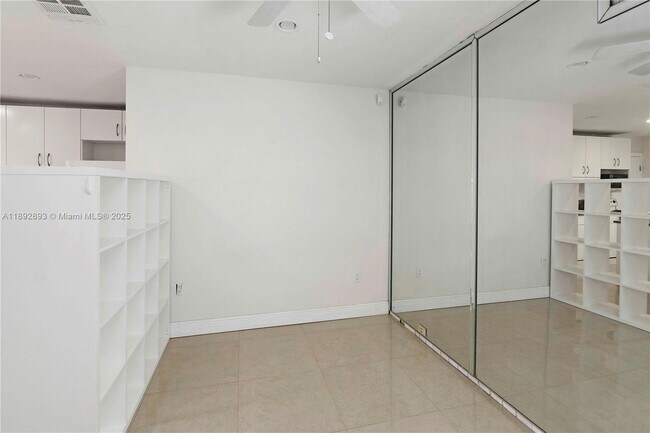 Building Photo - 10211 SW 80th St