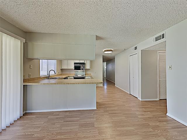 Building Photo - 4202 Glenlawn Ct