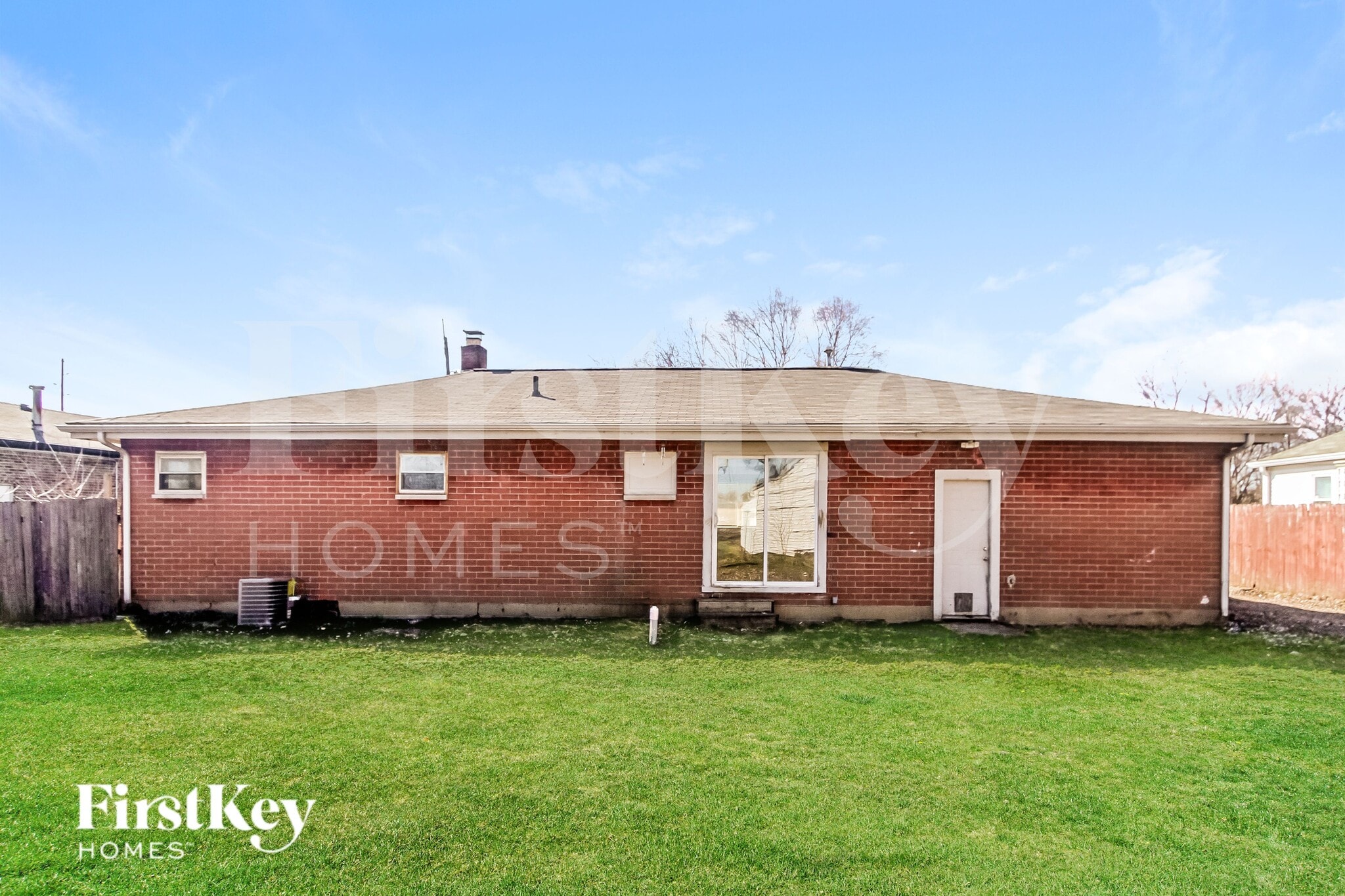 Building Photo - 1127 S Lockburn St