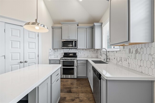 Building Photo - 1722 Rowdy Loop
