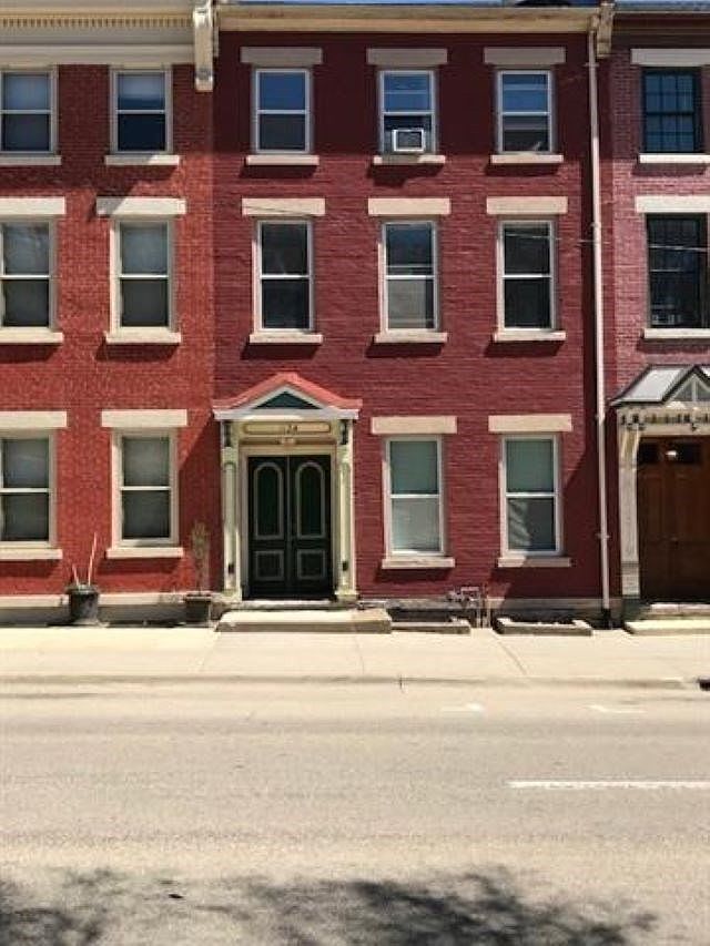 Building Photo - 1124 Locust St