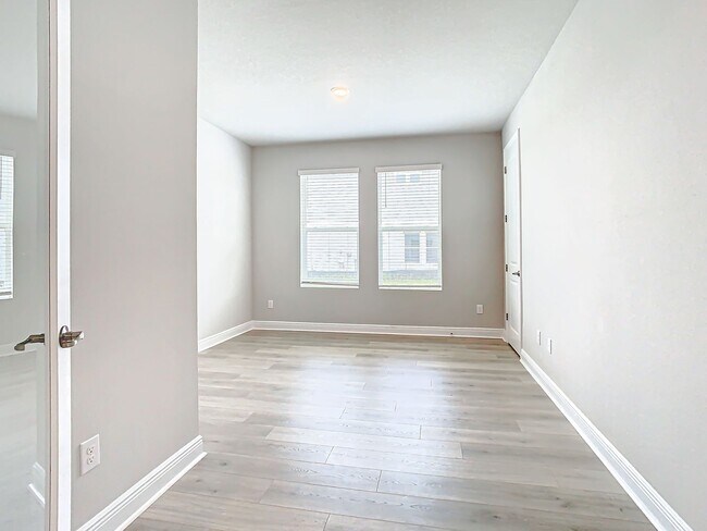 Building Photo - Wesley Chapel, Florida Executive home