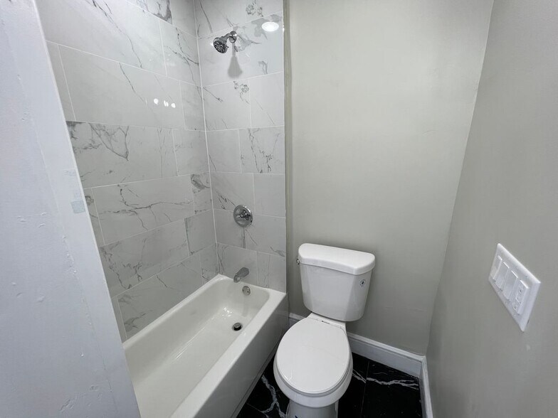 Building Photo - 51 Hawkins St