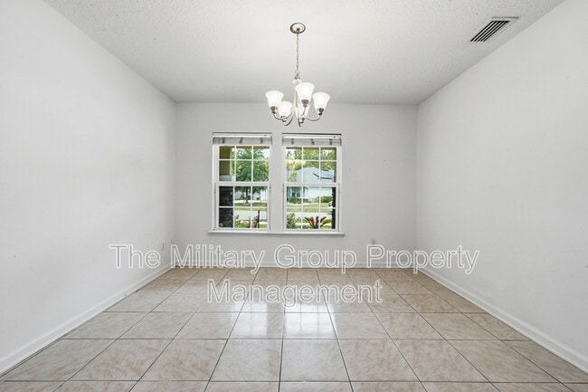 Building Photo - 391 Hepburn Rd