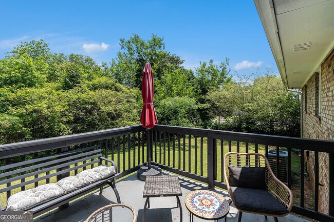Building Photo - 2958 Holcomb Ct