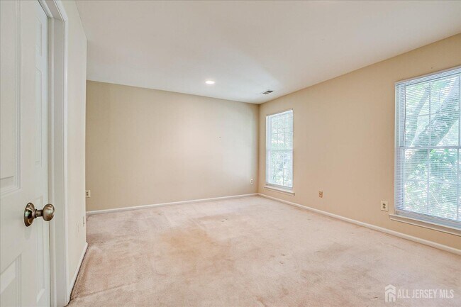 Building Photo - 1801 Timber Oaks Rd