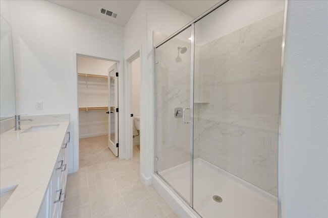 Building Photo - 1404 Mountain Laurel Rd