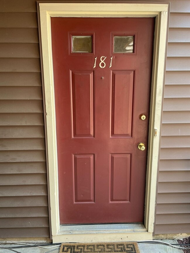 Building Photo - 181 Blew Ct