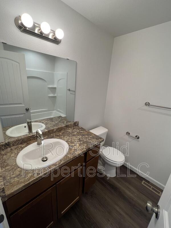 Building Photo - 1512 Danny Pl