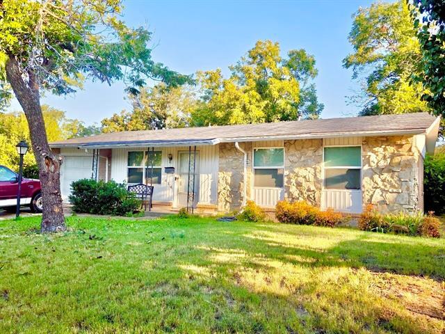 Primary Photo - 414 Melrose Dr