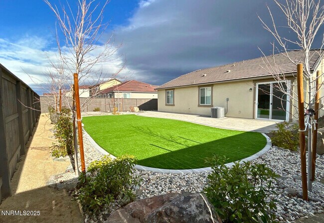 Building Photo - 7145 Owl Vw Dr