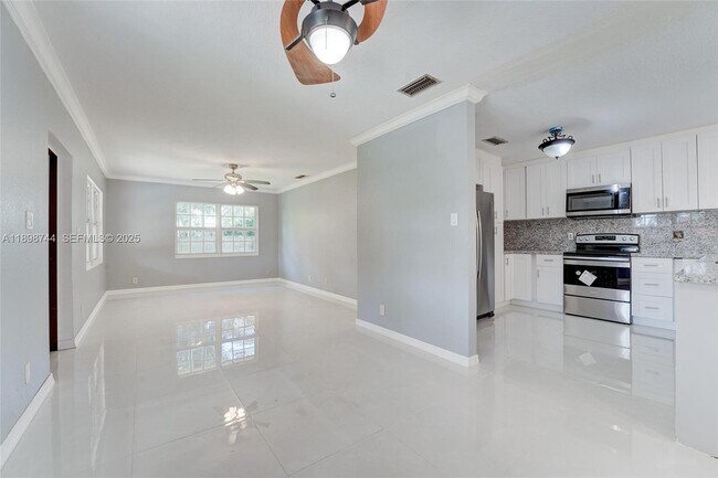 Building Photo - 5130 SW 208th Ln