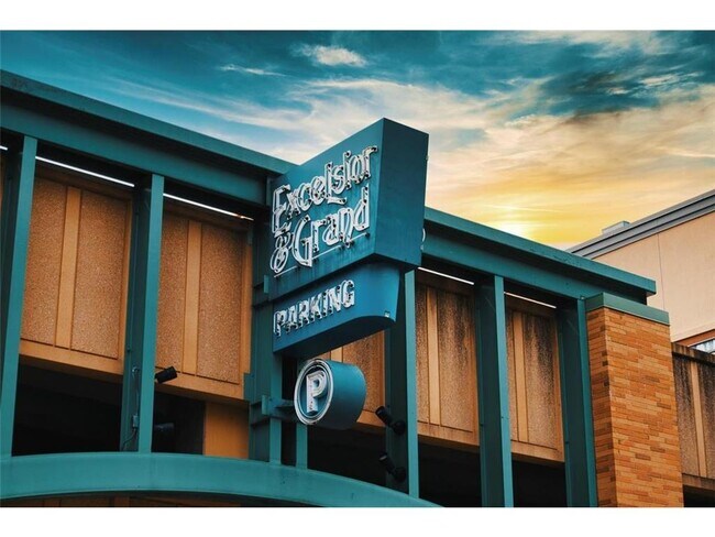 Building Photo - 3829 Ewing Ave S