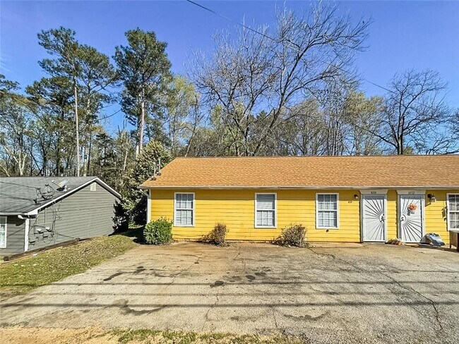 Primary Photo - 6114 Green Acres Dr SW
