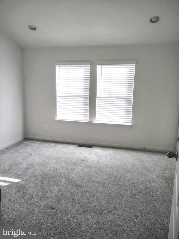 Building Photo - 136 Tuxford Rd