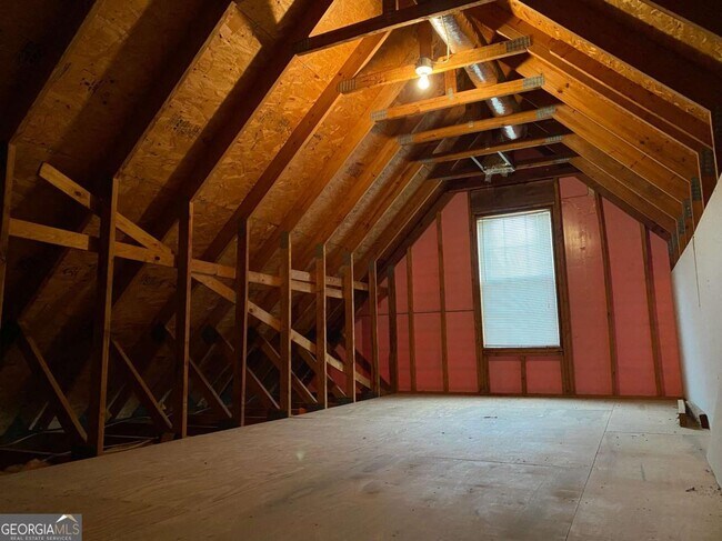 Building Photo - 4343 Grey Park Dr NE