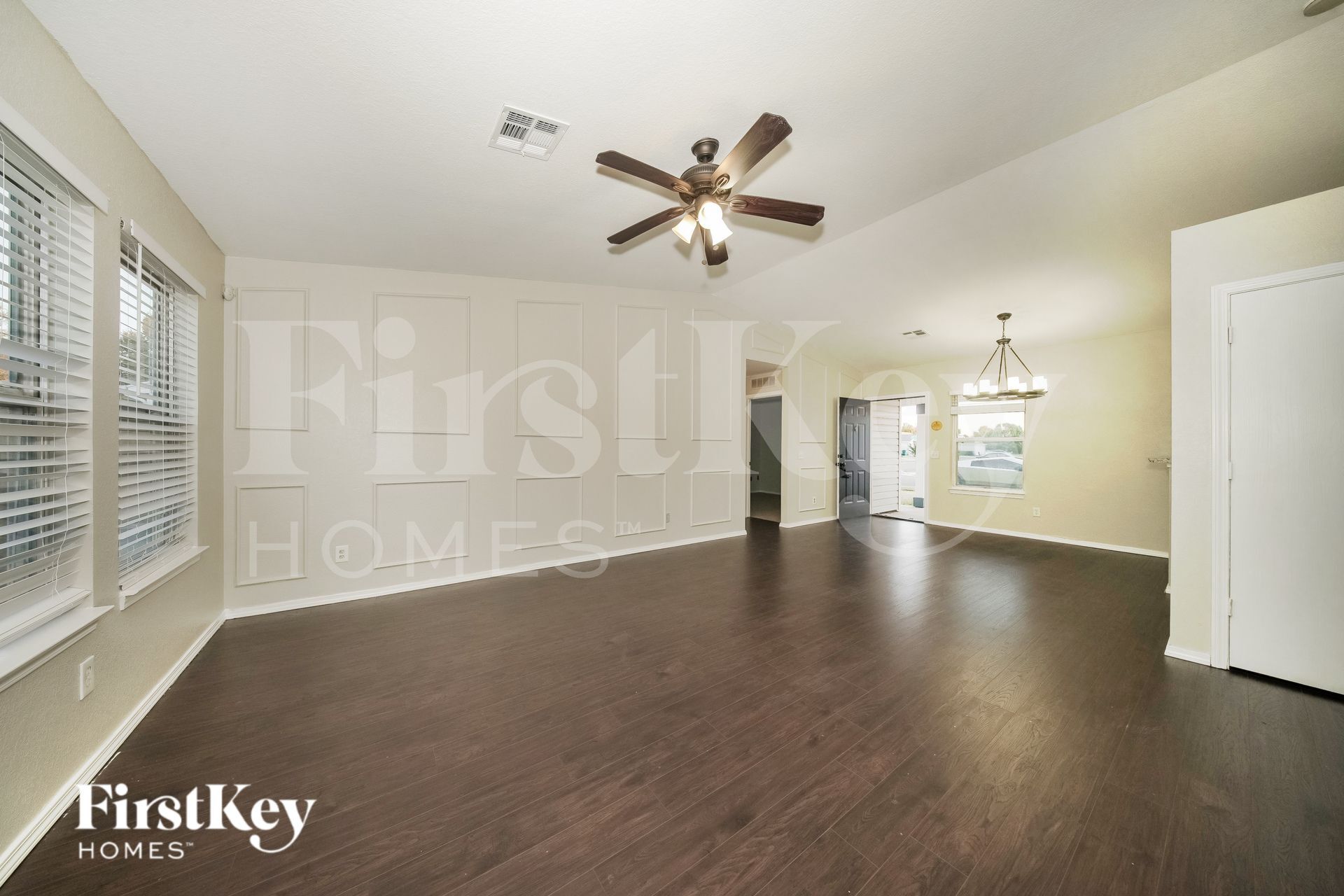 Building Photo - 1009 SW 153rd St