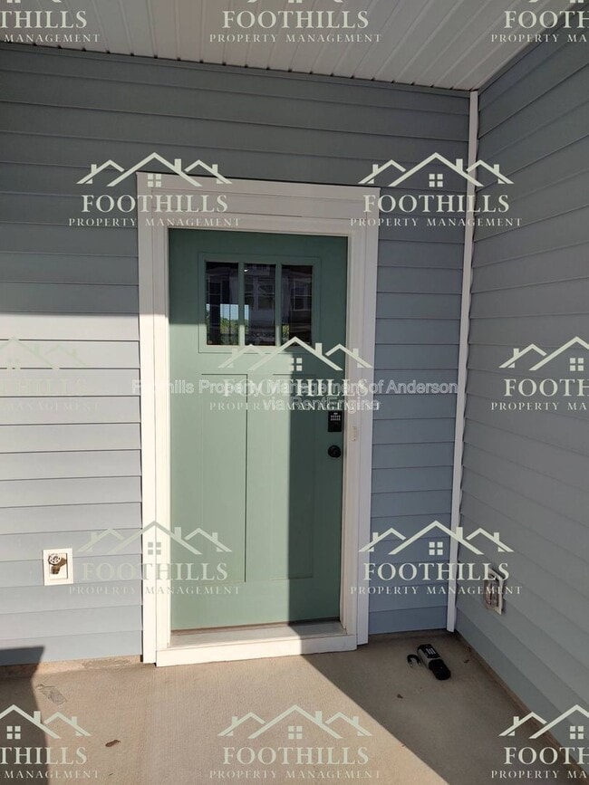 Building Photo - 267 Silo Rdg Dr