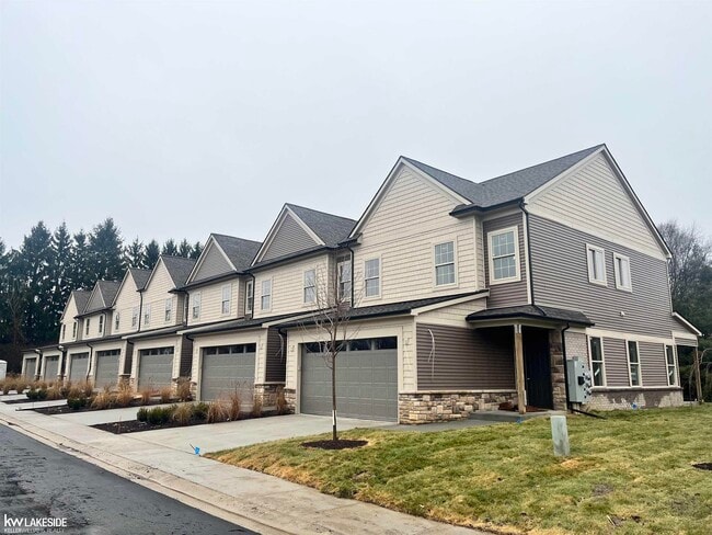 Building Photo - 11391 Izik's Way