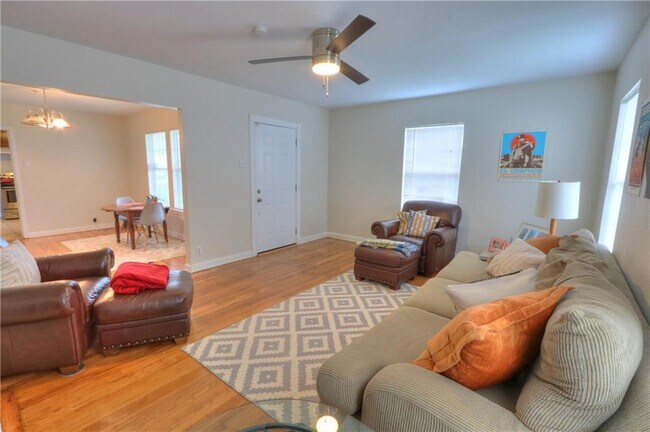 Building Photo - 3538 Austin St